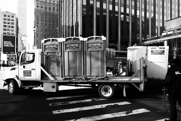 Best Sanitation services for porta potties  in Kewaunee, WI